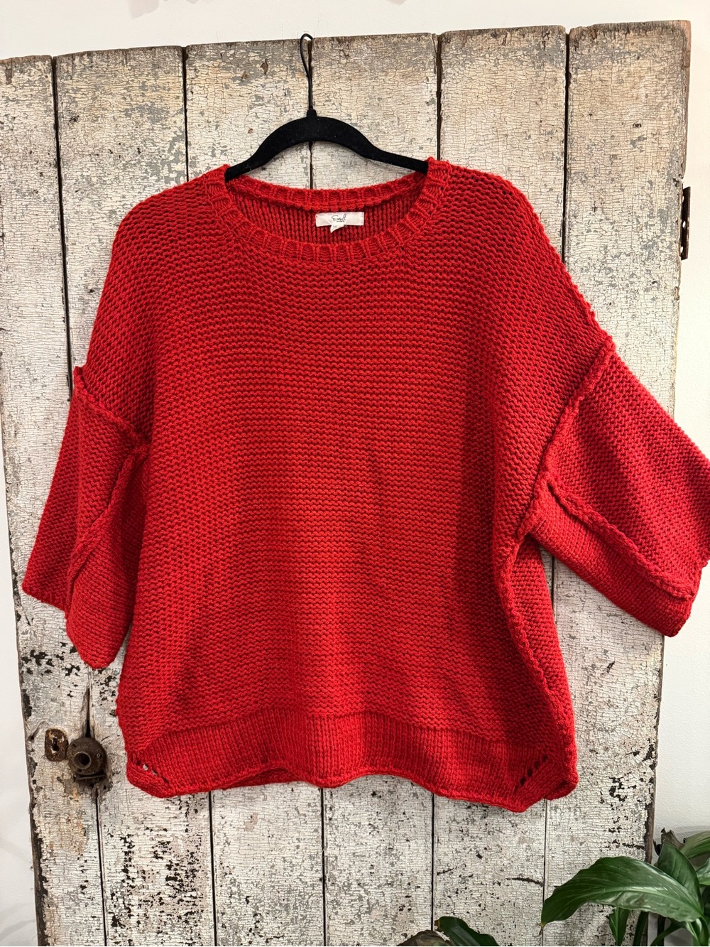Easel Los Angeles M/L Red Chunky Knit Oversized Sweater Exposed Seam